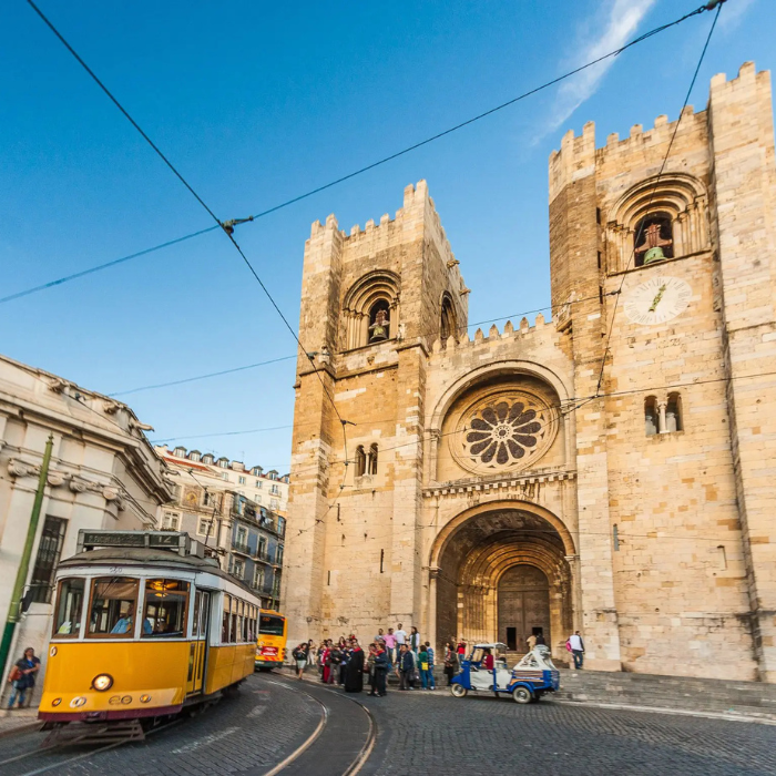 Onwards to Elegant Évora