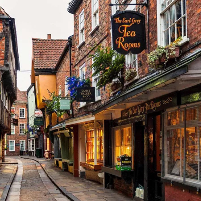 Through the Scenic Lake District to Glasgow