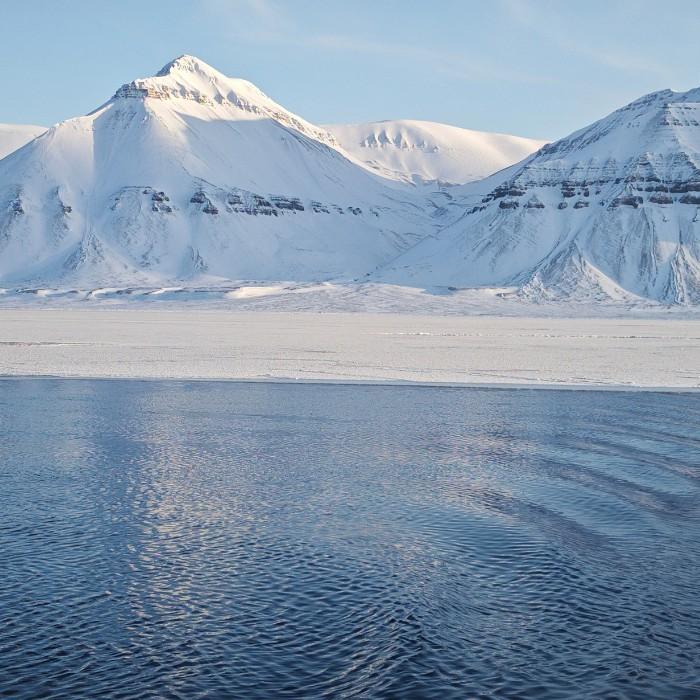  Onwards to the Arctic Circle