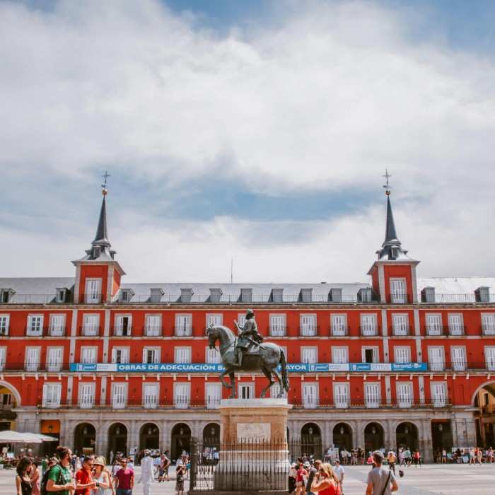  Discover Fiery Madrid
