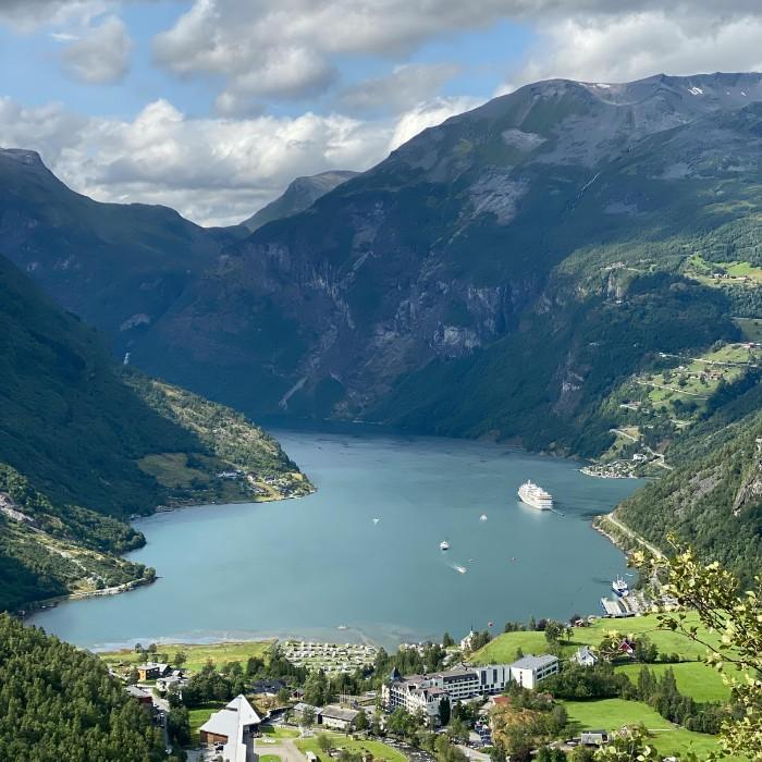  Continue to Geirangerfjord