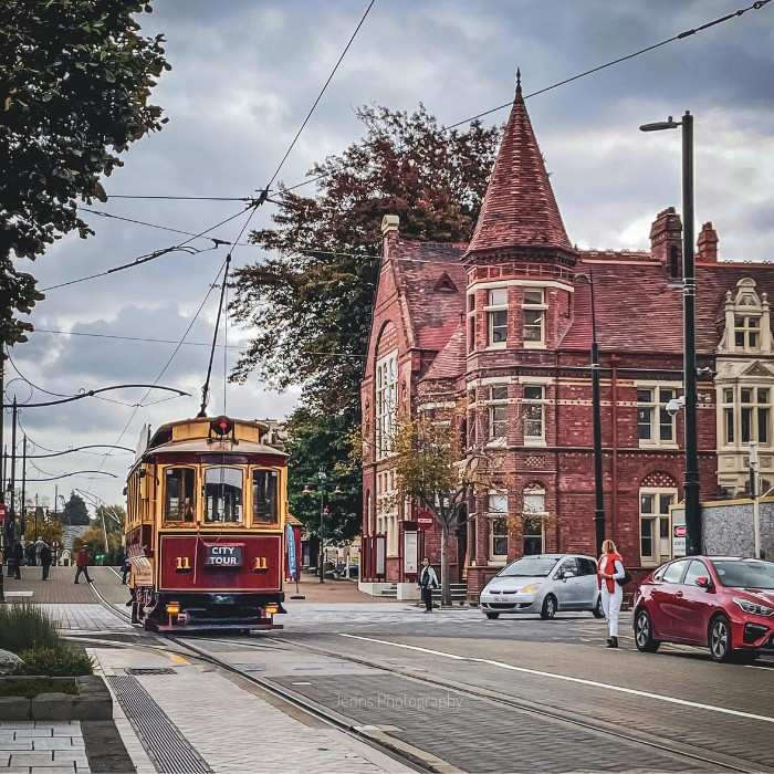 Christchurch, City of Contrasts